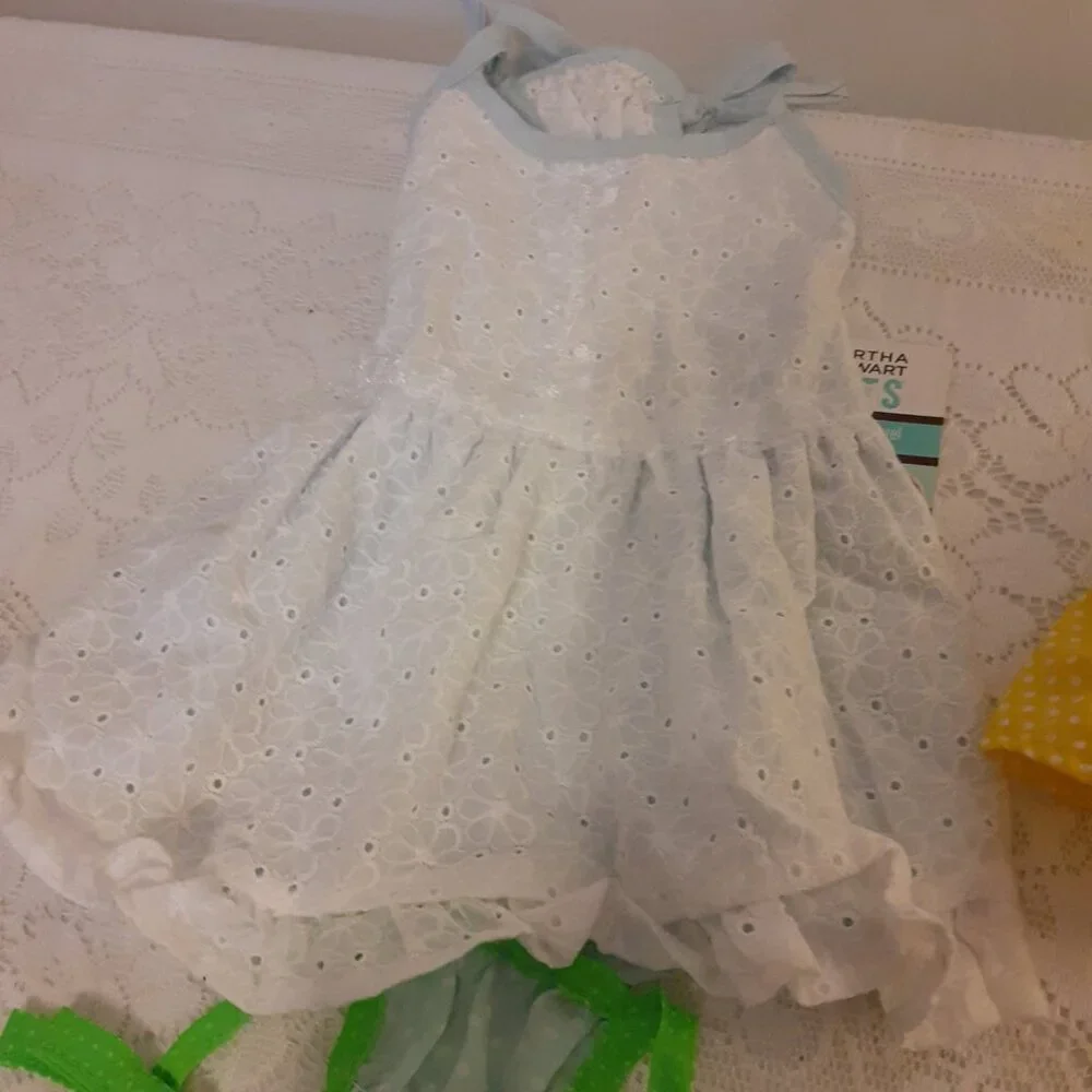 Lot of 4 Martha Steward (M) Dog Dresses. Green, Pink, Yellow & White Eyelet.
